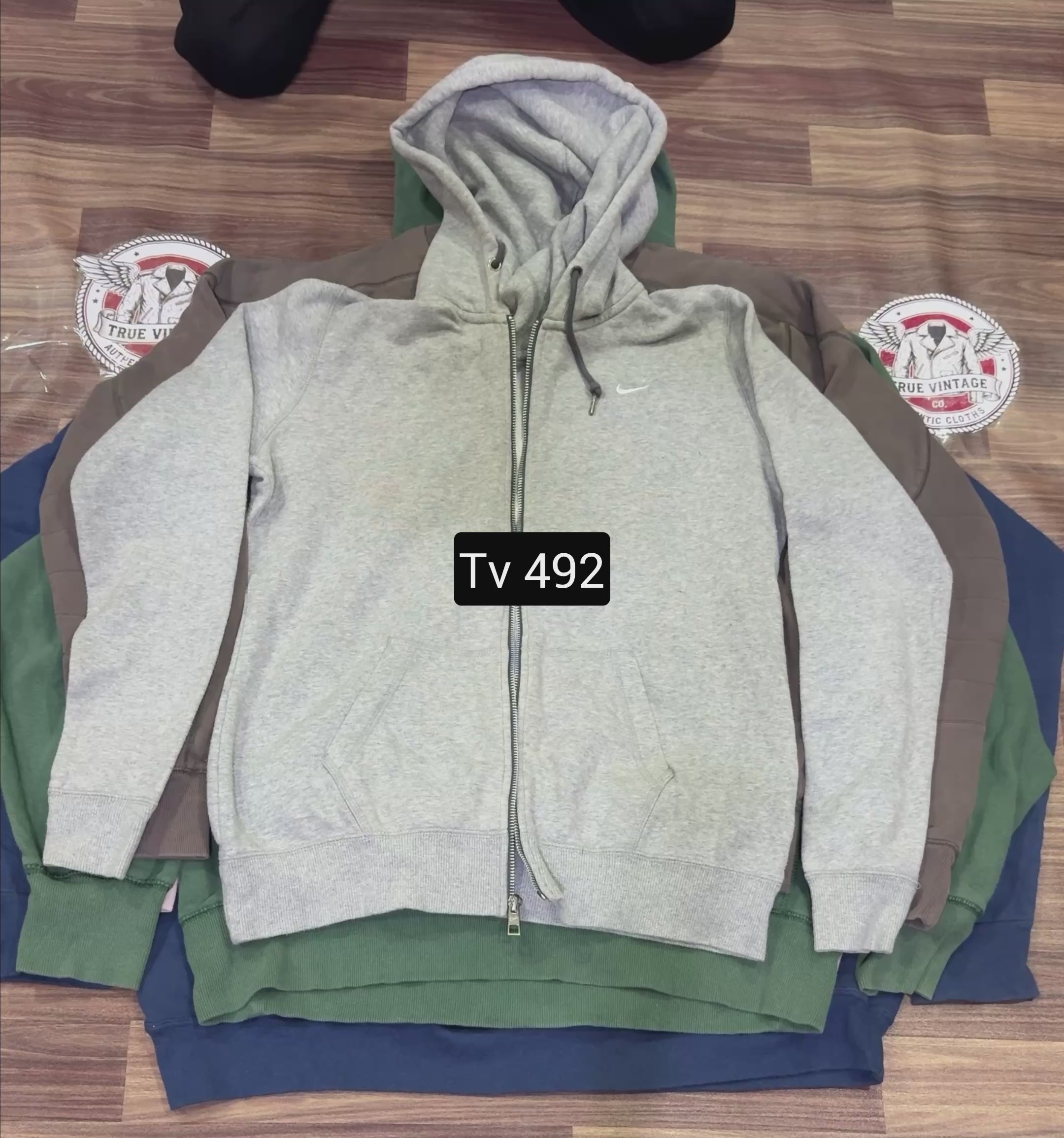 Mixed Brand Hoodie & Sweatshirt Bundle (6 PCS) – Nike, Polo Ralph Lauren, NFL, The North Face (Grade A/B/C)